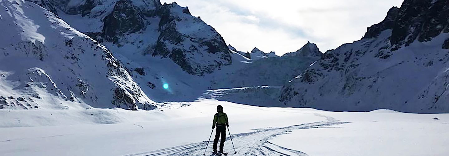 a skieur in the vallée Blanche